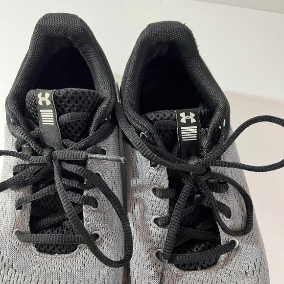 Under Armour Micro G Pursuit Gray Sneakers Size 6 Model 3000101-103 - Picture 8 of 9